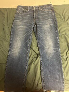 Lucky Brand Men's Straight Blue Denim Jeans Regular Fit 5-Pocket Button